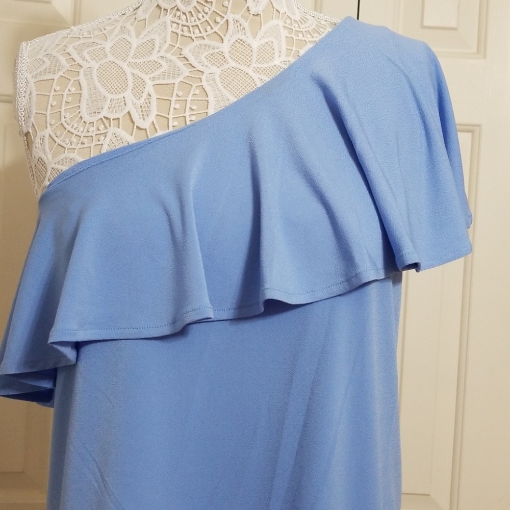 One Shoulder Top - Picture 4 of 7